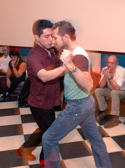 queer tango men